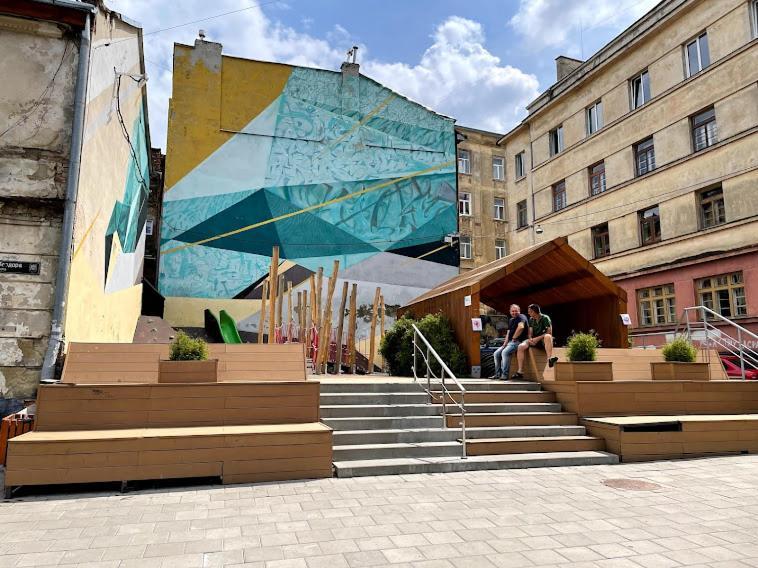 White Rooms On City Center Lviv Exterior photo