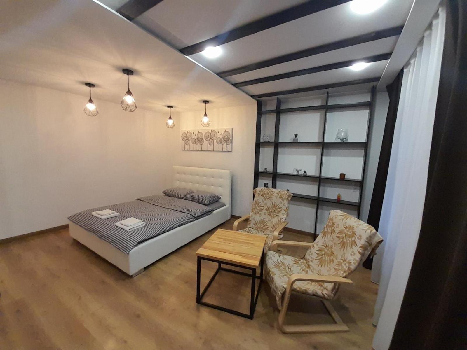 White Rooms On City Center Lviv Exterior photo